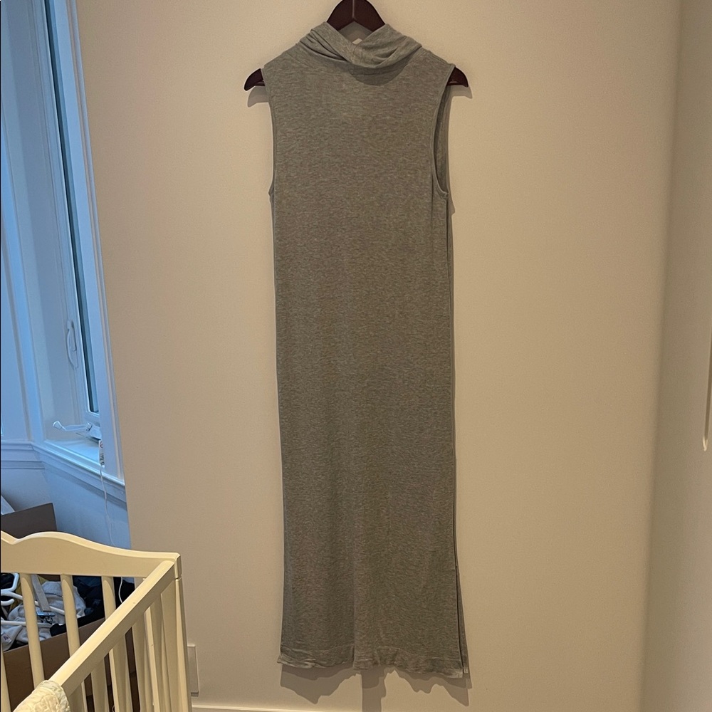 Sleeveless Gray Midi Dress